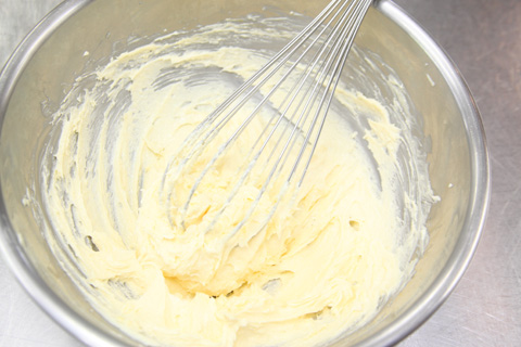 クリーム 状 バター バターをクリーム状にする理由は？バターの特性を学ぼう